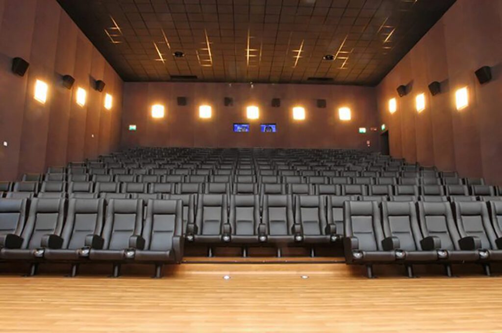 Multiplex 12 Sale - Giometti Cinema