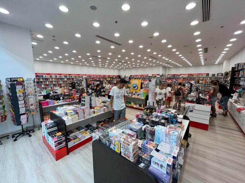 Libreria Mondadori - Image 4