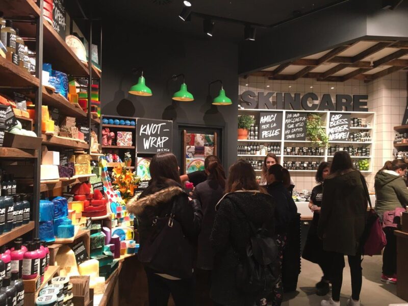 Lush - Image 4
