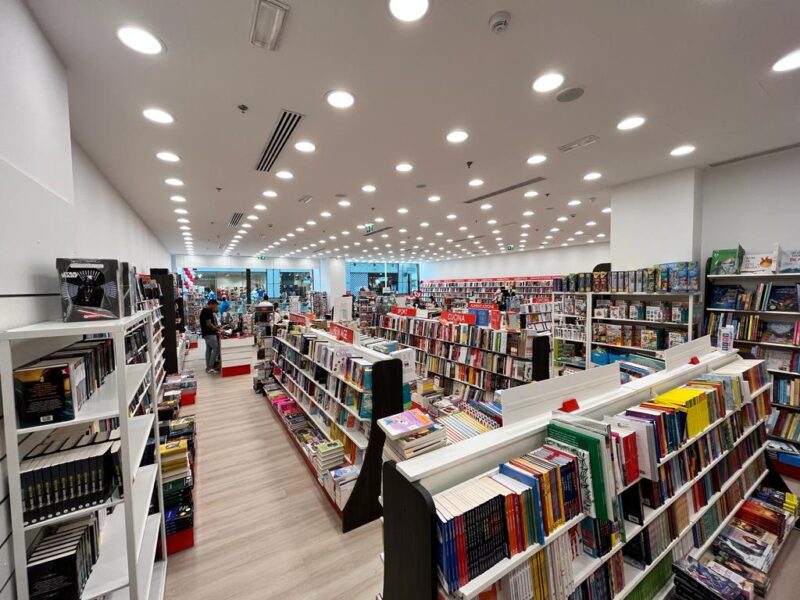 Libreria Mondadori - Image 2