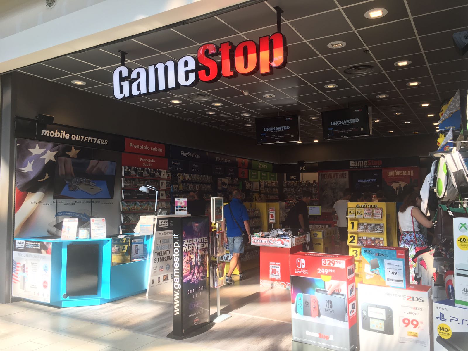 Le Befane Centro Commerciale Via Caduti Di Nassiriya Rimini Rn
